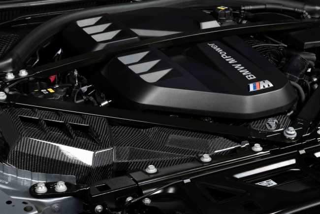 Dinan Carbon Fiber Cold Air Intake BMW M3/M4 G8X Ansaugung BMW M3 AUSYSTEMS